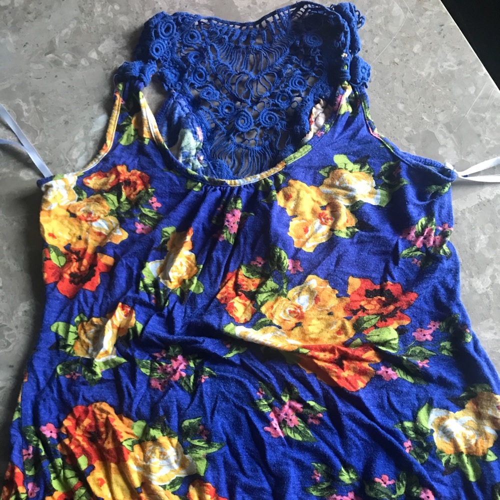 Dressy tank w/lace!